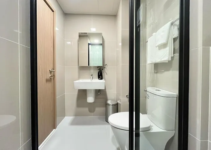 公寓 500m Bts L Chao Phraya River L Pool And Gym 曼谷