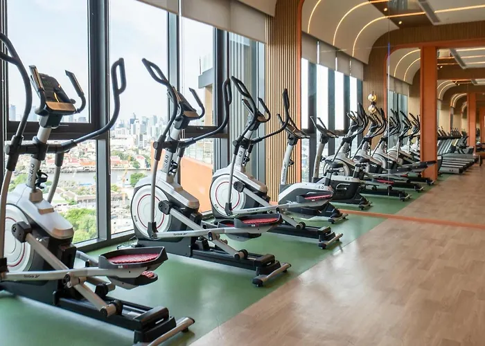 500m Bts L Chao Phraya River L Pool And Gym * 曼谷